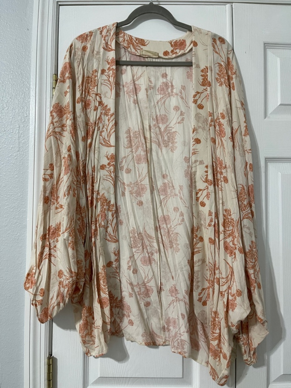 Altar'd State Cream and Rust Floral Open Kimono